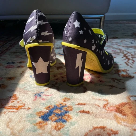 Hot Chocolate Design Star and Lightning Heels - Picture 4 of 6